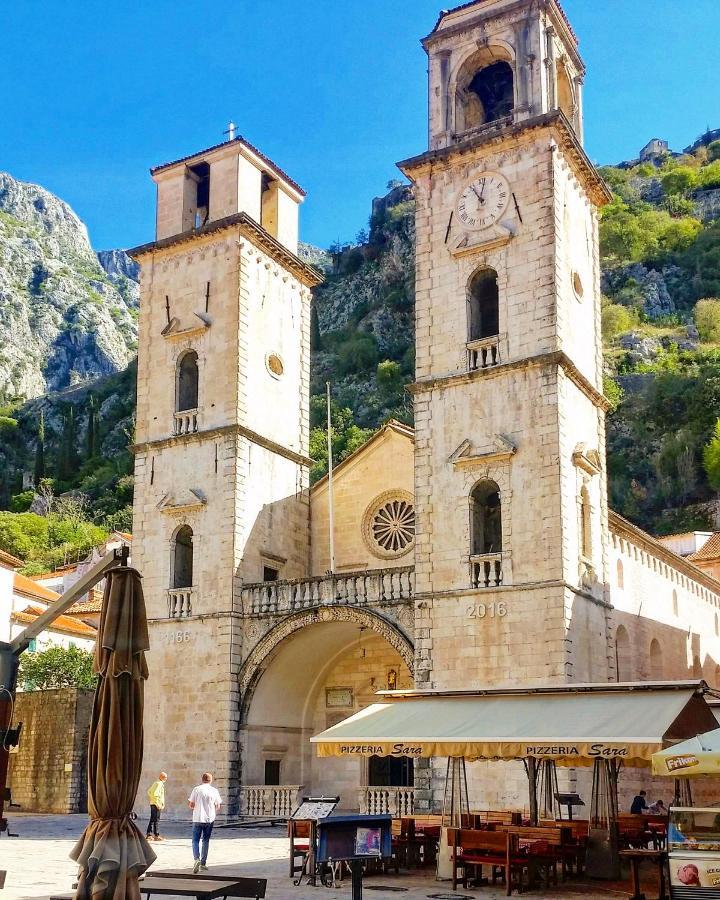 Ferienwohnung Old Town Kotor Square Exterior foto