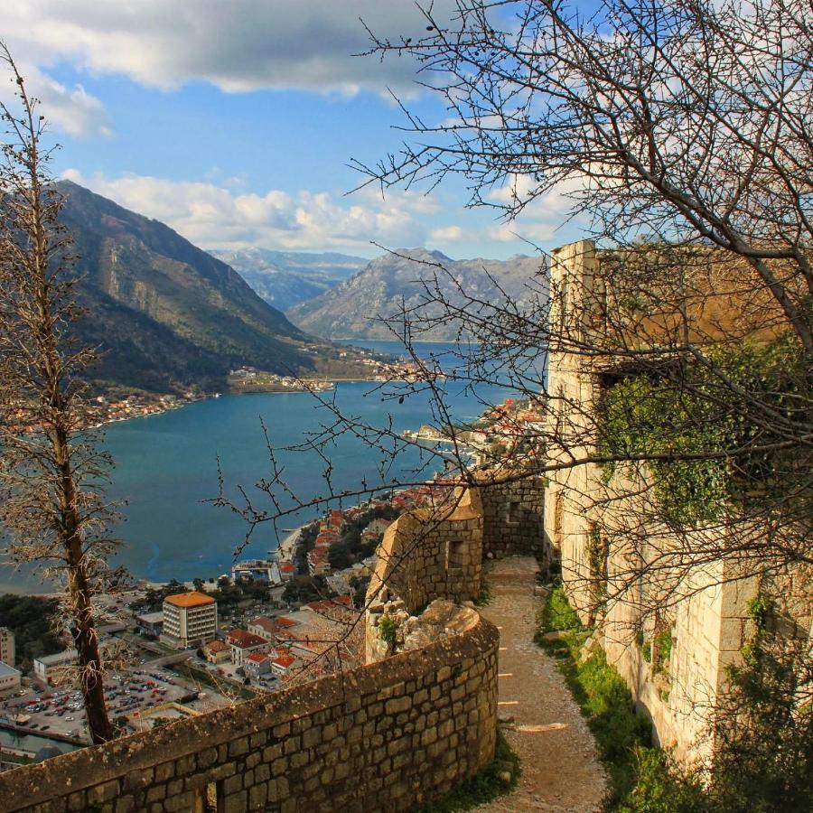 Ferienwohnung Old Town Kotor Square Exterior foto